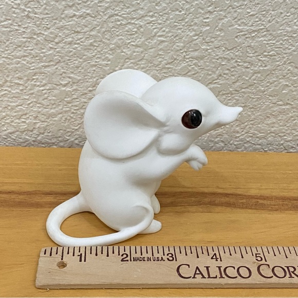 Rare Vintage Fine Bone China White Mouse Freeman for George Good Mouse Figurine - Picture 8 of 12
